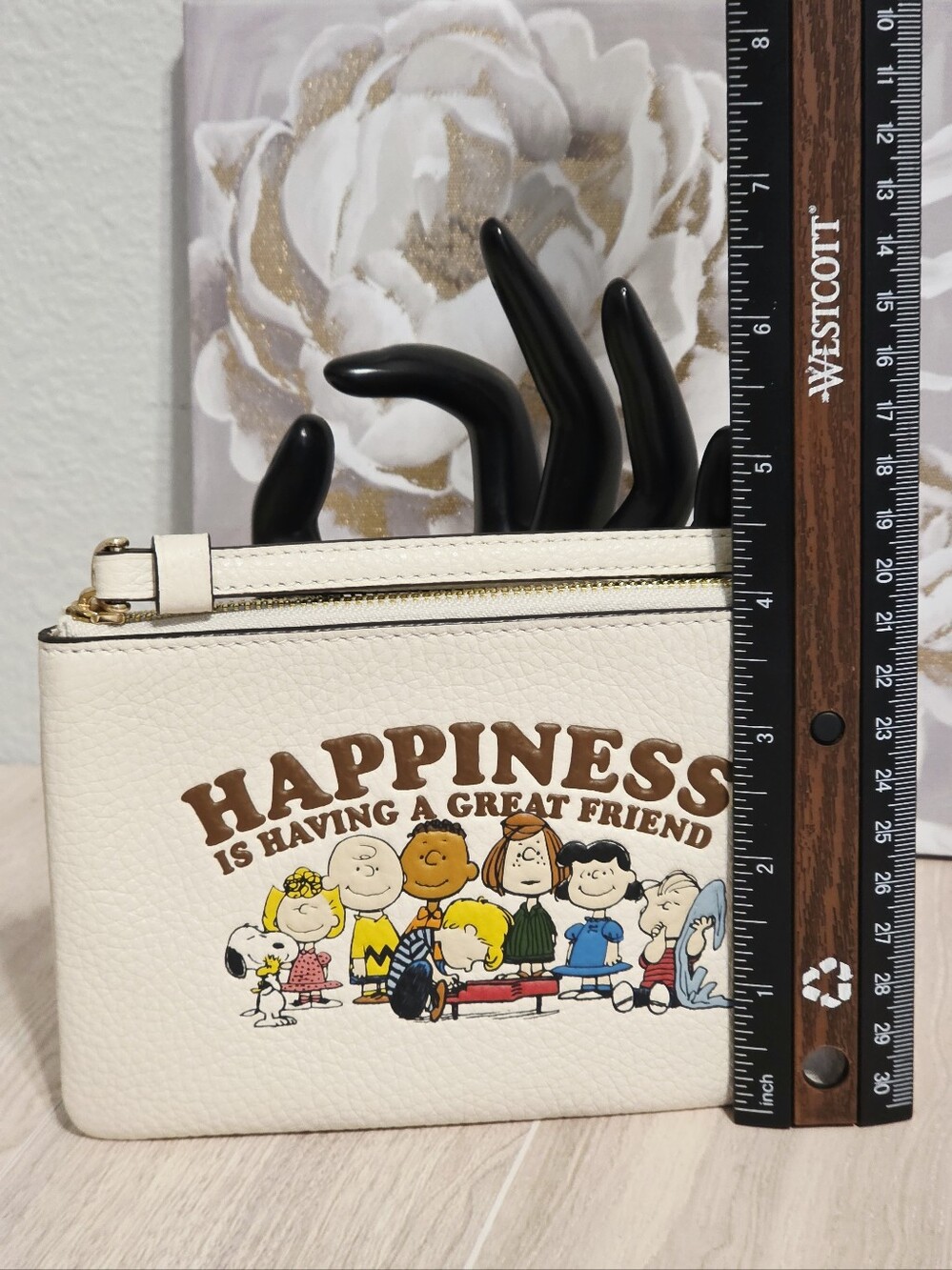 Coach X Peanuts Corner Zip Wristlet Happiness Snoopy & Friends CBP29 - Picture 6 of 15